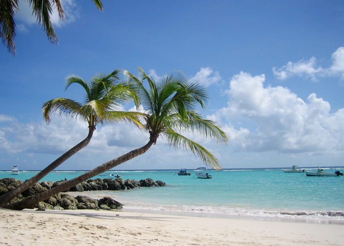 Sommerurlaub im Winter auf Barbados am Worthing Beach