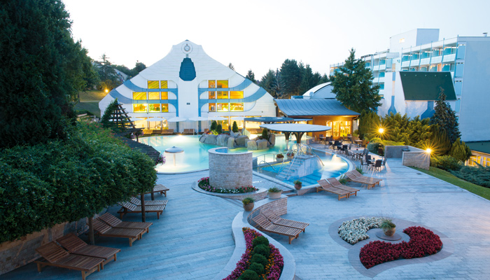 Wellness in Ungarn_ NaurMed Hotel Carbona****s