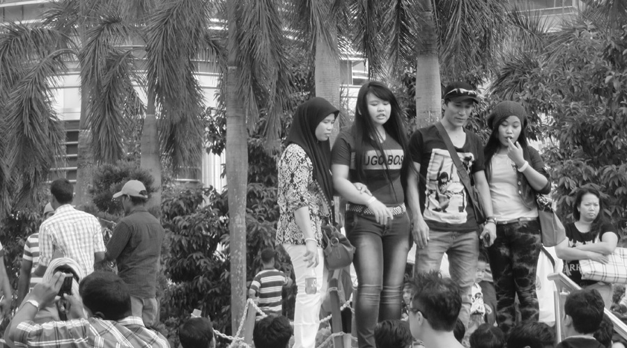 Gruppenfoto vor den Petronas Towers