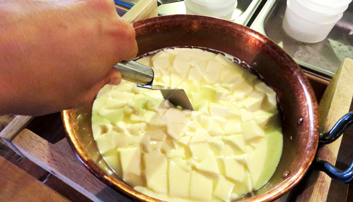 Käse-Herstellung am Fürstenhof