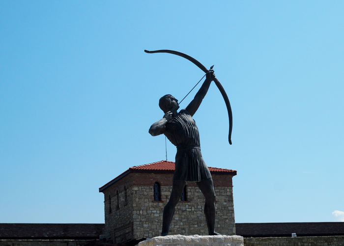 Bulgarien Geschichte_Historsicher Park_Sonnenkoenig