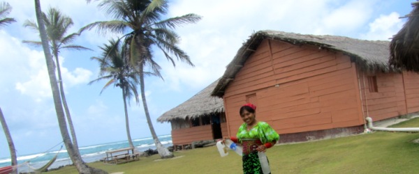 Das Paradies der einsameln Inseln auf San Blas, Panama.